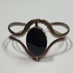 Silver Spin Center Cuff Bracelet with Black Onyx Center Pink Stone Alpaca MEXICO